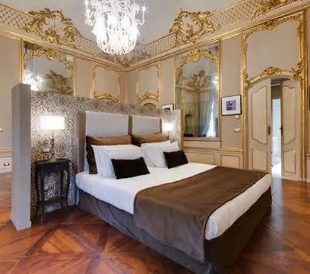 Palazzo Del Carretto Hotel *